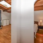 4 Bedroom Lovely In Ampaza * Azilone-Ampaza