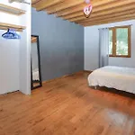 4 Bedroom Lovely In Ampaza Prázdninový dům