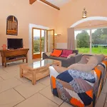 Prázdninový dům 4 Bedroom Lovely In Ampaza *
