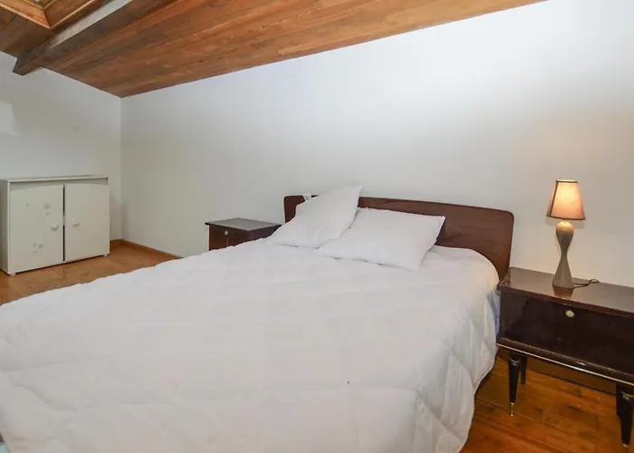 Holiday home 4 Bedroom Lovely In Ampaza Azilone-Ampaza