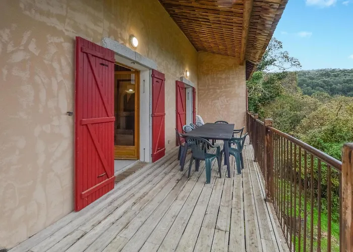 4 Bedroom Lovely In Ampaza Holiday home Azilone-Ampaza